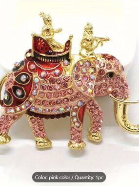 Beautiful Elephant & Antique Carriage Vintage Charm Crystal Goldtoned Brooch